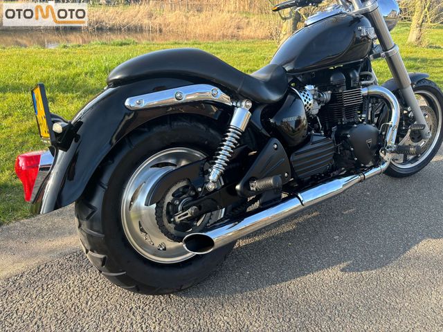 triumph - speedmaster