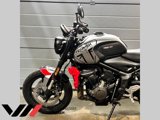 triumph - trident-660