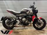 TRIUMPH TRIDENT 660