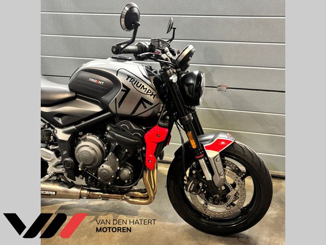 triumph - trident-660