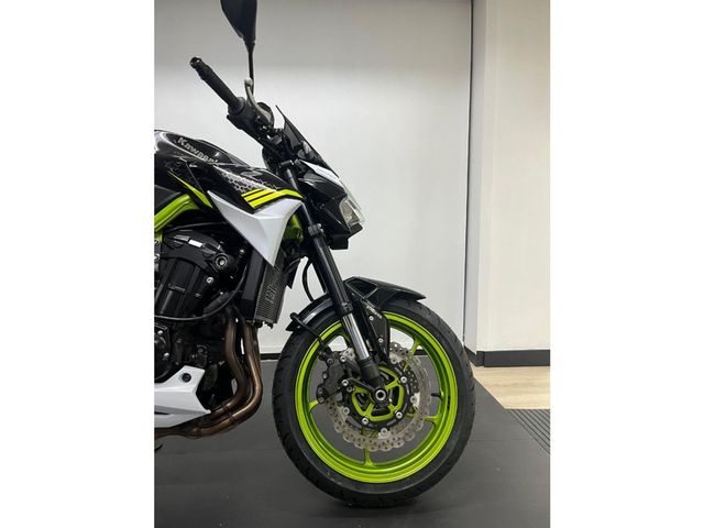 kawasaki - z900