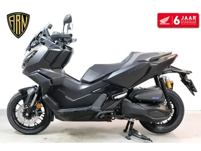 HONDA ADV 350 – foto 3
