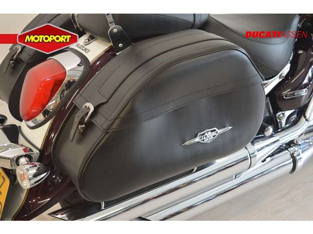 suzuki - 800-intruder