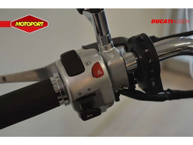 suzuki - 800-intruder