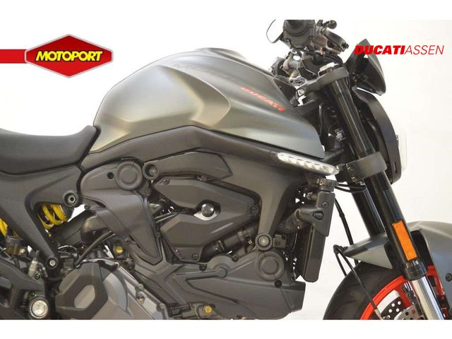 ducati - monster-plus