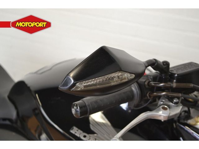 honda - cb-600-f-hornet-abs
