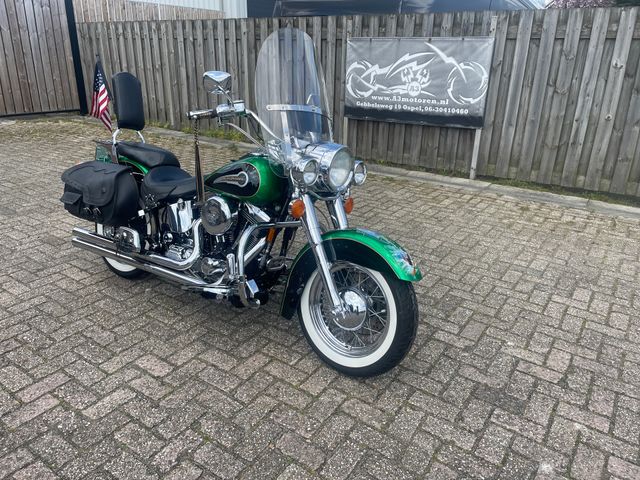 harley-davidson - heritage-softail-classic-flstc