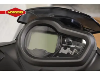 YAMAHA RAYZR – foto 3