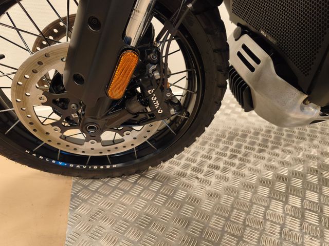 harley-davidson - pan-america--ra-1250-special