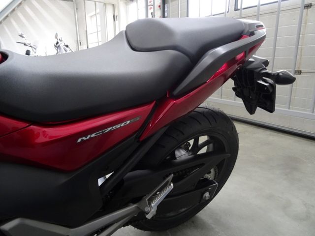 honda - nc-750-s-c-abs