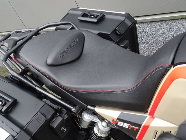 moto-guzzi - v-85-tt-travel