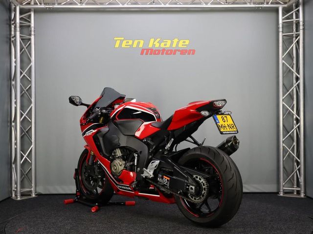 honda - cbr-1000-rr-fireblade