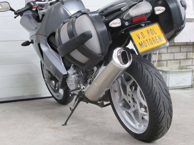 bmw - f-800-st
