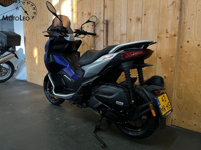 aprilia - sr-gt-200