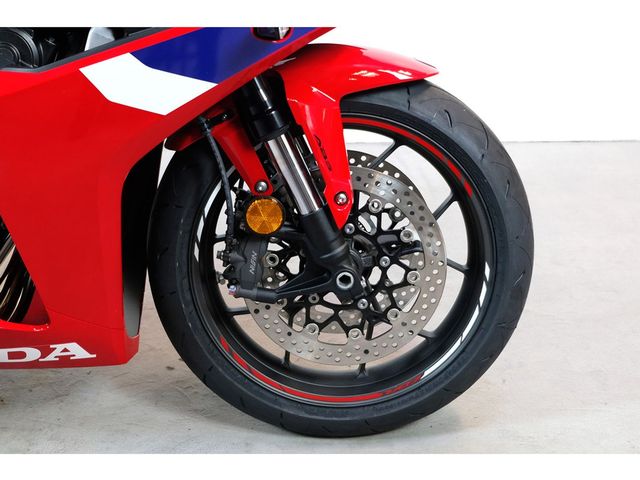 honda - cbr-650-r