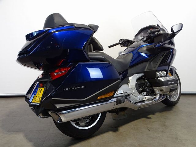honda - gl-1800-goldwing-tour-dct
