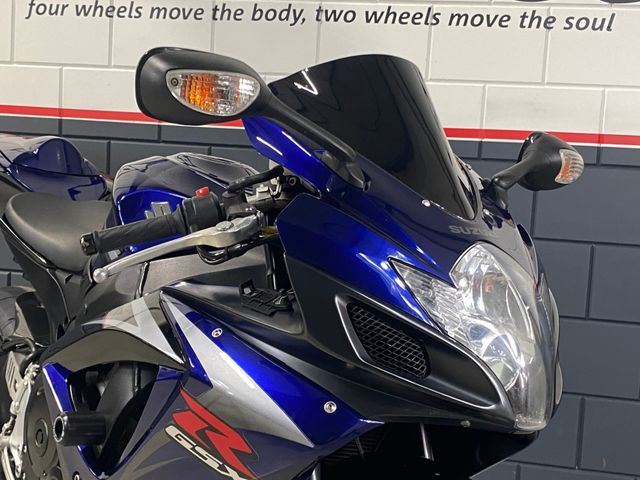 suzuki - gsx-r-750