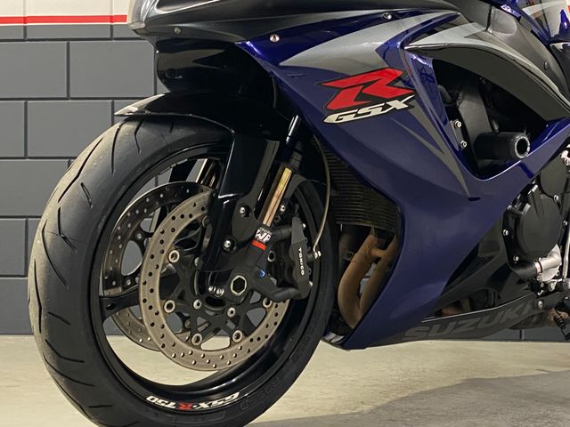 suzuki - gsx-r-750