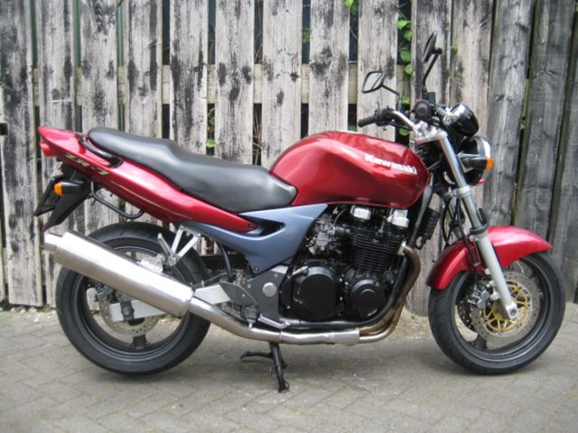 kawasaki - zr-750