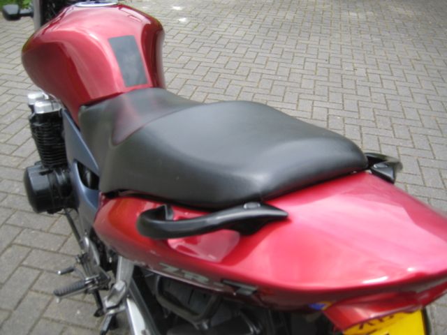 kawasaki - zr-750