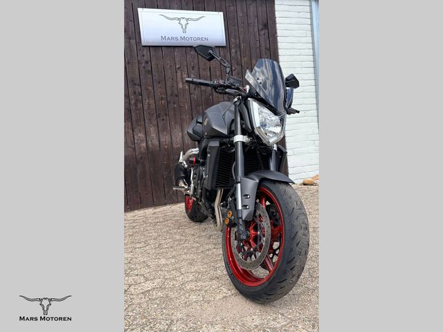 yamaha - fz-1