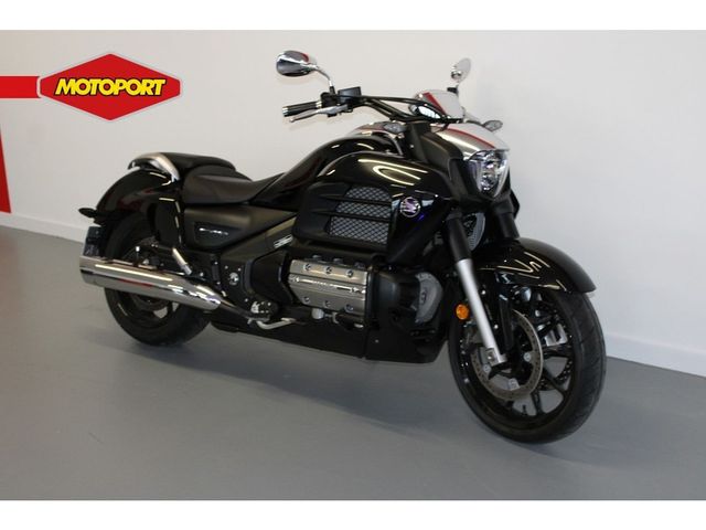 honda - f6-c-gl-1800-valkyrie