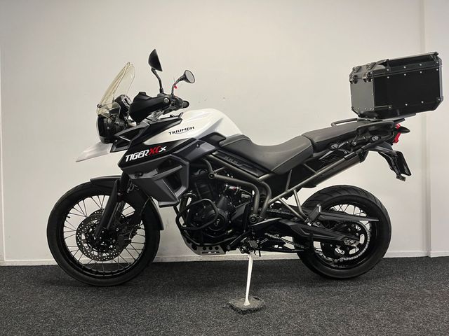 triumph - tiger-800-xcx