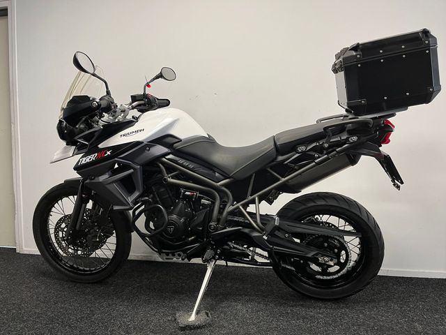 triumph - tiger-800-xcx