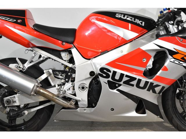 suzuki - gsx-r-750