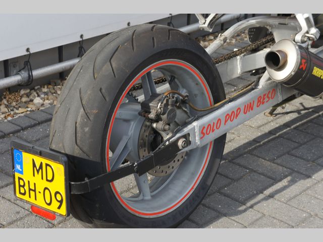 honda - cbr-900-rr-fireblade