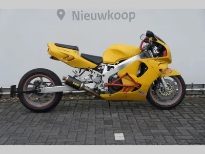HONDA CBR 900 RR FIREBLADE – foto 4
