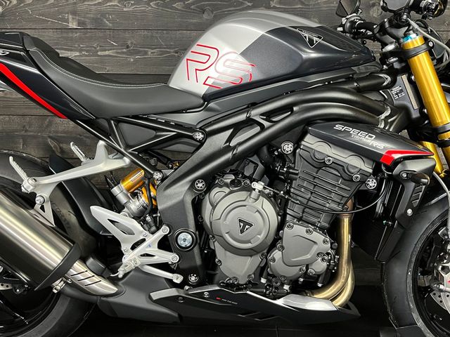 triumph - speed-triple-1200-rs