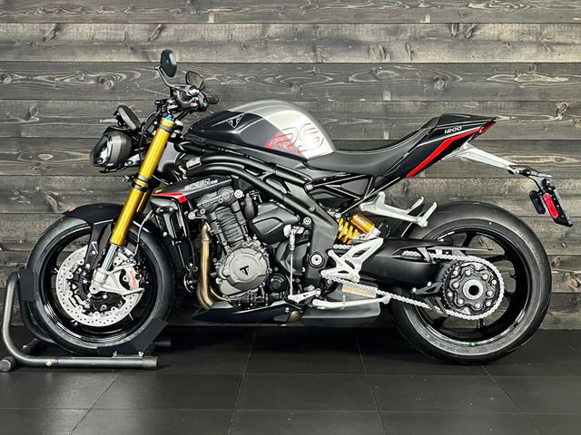 triumph - speed-triple-1200-rs