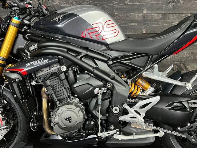 triumph - speed-triple-1200-rs