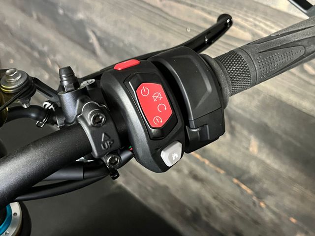 triumph - speed-triple-1200-rs