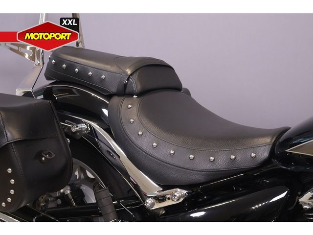 suzuki - c-1800-lc-intruder