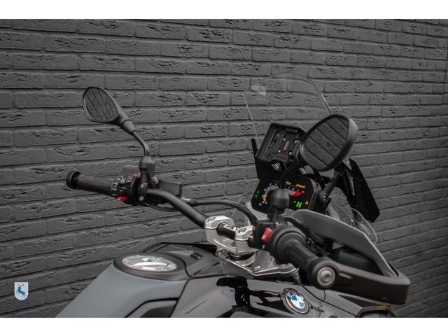 bmw - r-1300-gs-triple-black