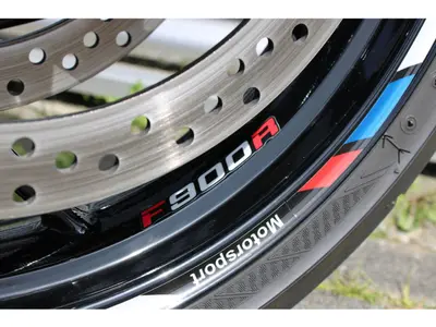 BMW F 900 R – foto 2