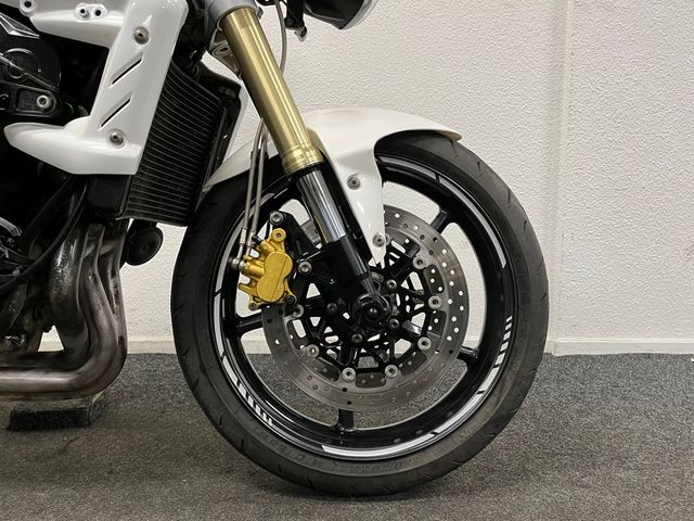 triumph - street-triple