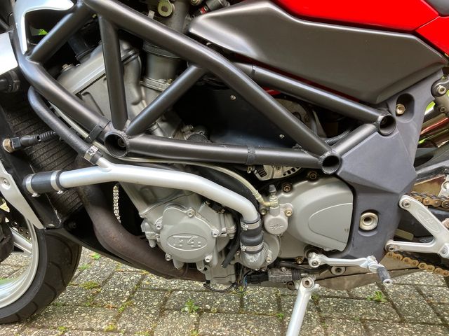 mv-agusta - brutale-750-s