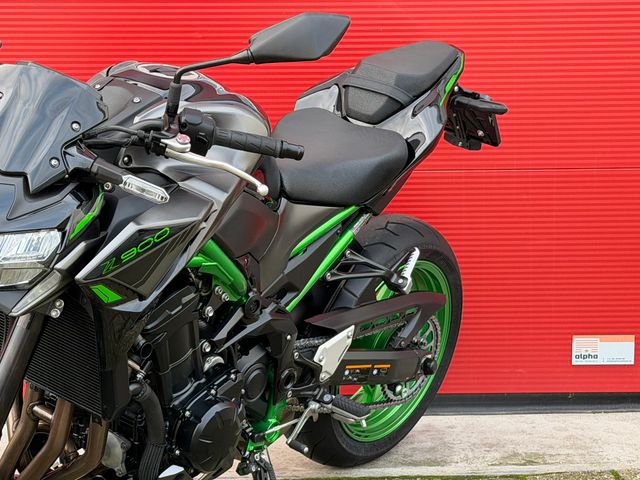 kawasaki - z900