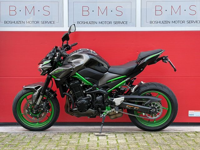 kawasaki - z900