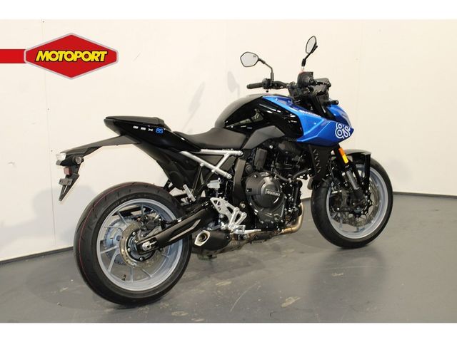 suzuki - gsx-8s