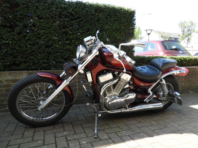 suzuki - vs-1400-intruder