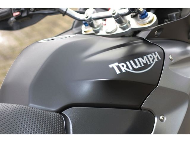triumph - tiger-1050-abs