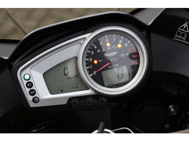 triumph - tiger-1050-abs