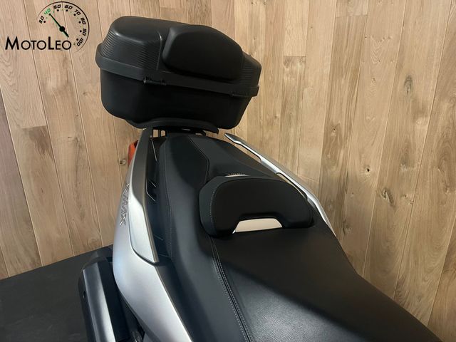 yamaha - x-max-300
