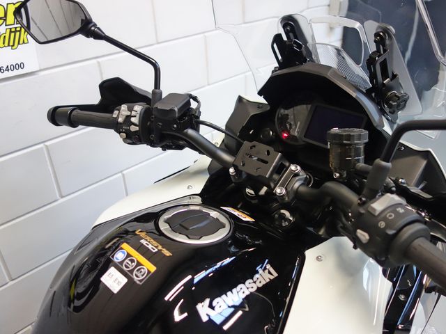 kawasaki - versys-1100-se