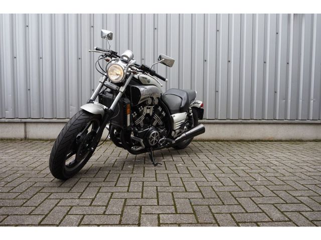 yamaha - vmax