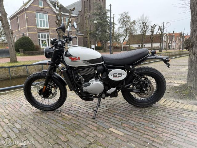 bsa - scrambler-650